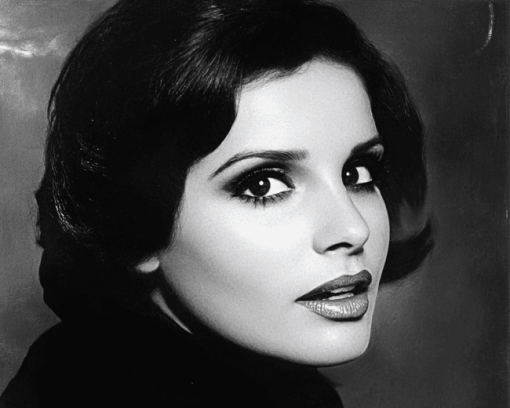 Amalia Rodrigues Black and White Diamond Painting