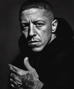 Monochrome Theo Rossi Diamond Painting