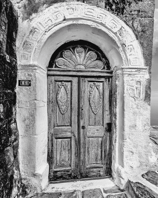 Black & White Greek Doors Diamond Painting